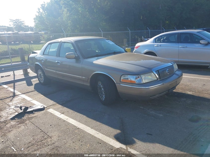 2003 MERCURY GRAND MARQUIS GS | 2MEFM74W53X637668 | UPCARS