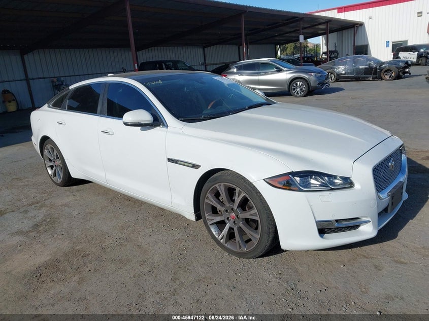 2016 JAGUAR XJL PORTFOLIO | SAJWJ2GD8G8W02962 | UPCARS