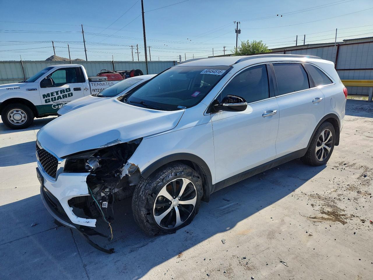 2018 KIA SORENTO EX | 5XYPH4A11JG361996 | UPCARS
