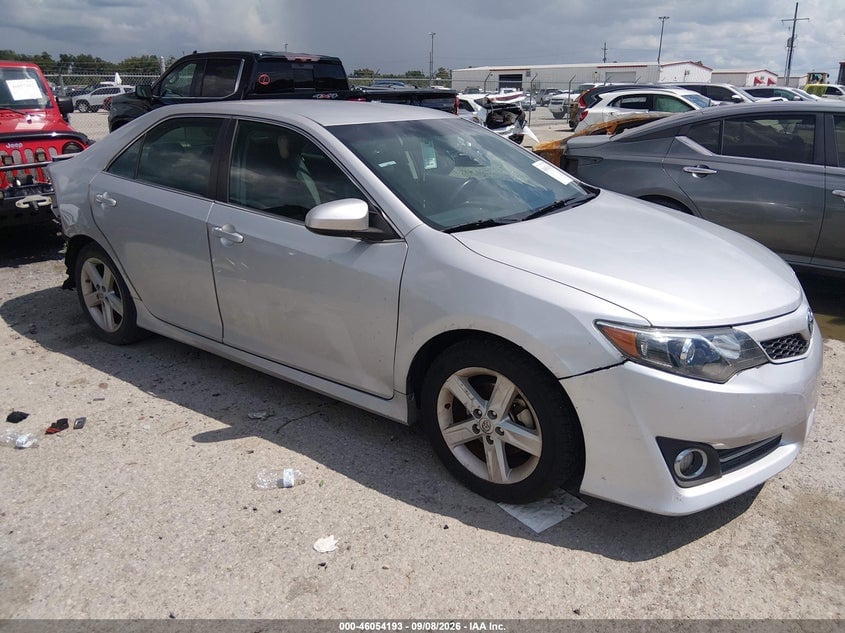 2014 TOYOTA CAMRY SE | 4T1BF1FKXEU429423 | UPCARS