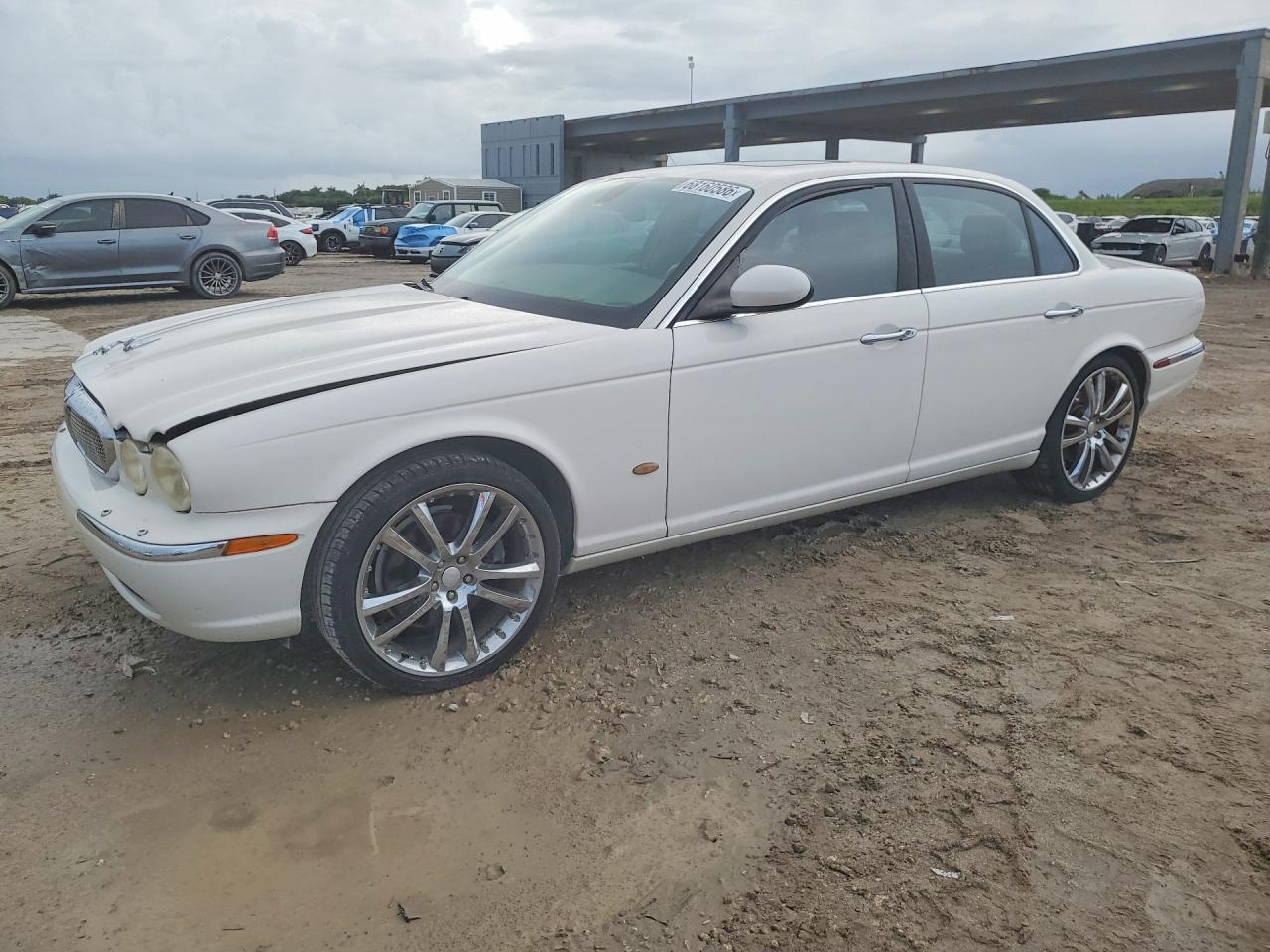 2006 JAGUAR XJ8 | SAJWA71B86SH00348 | UPCARS