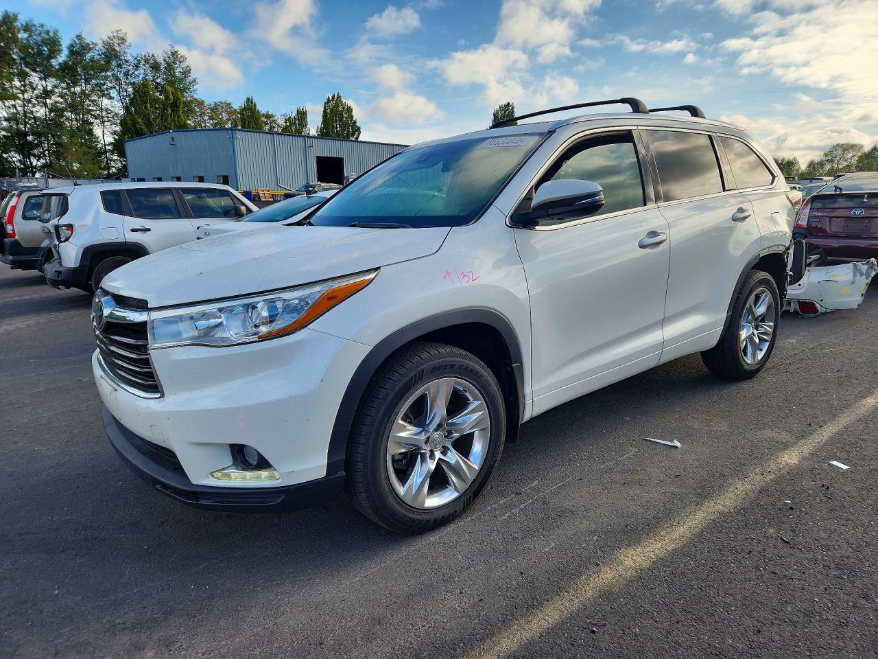 2015 TOYOTA HIGHLANDER LIMITED PLATINUM | 5TDDKRFH1FS151593 | UPCARS