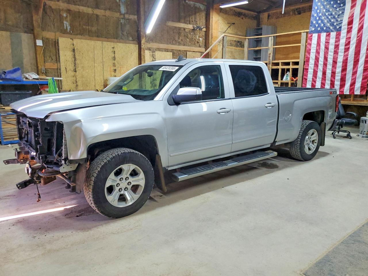 2018 CHEVROLET SILVERADO K1500 LT | 3GCUKREC2JG523942 | UPCARS