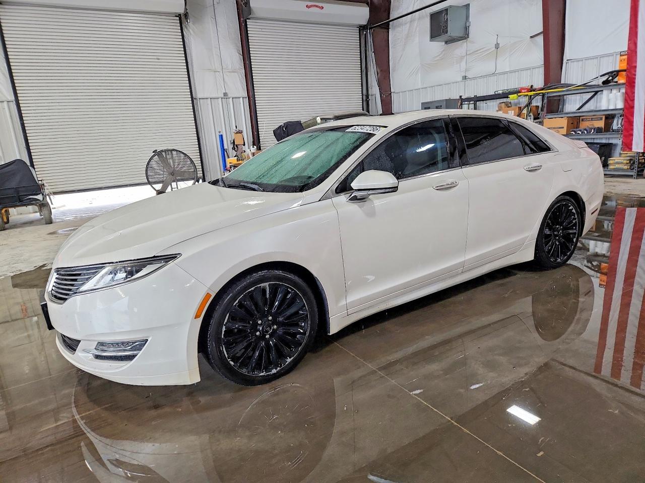 2015 LINCOLN MKZ | 3LN6L2J92FR612571 | UPCARS