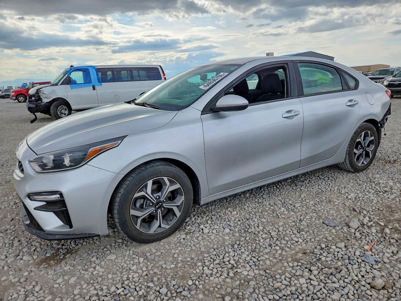 2019 KIA FORTE LXS | 3KPF24ADXKE115745 | UPCARS
