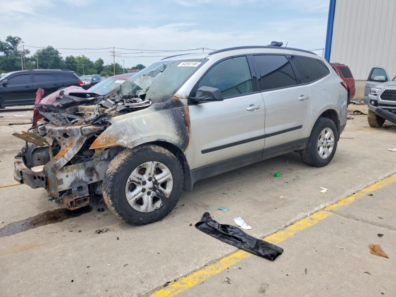2015 CHEVROLET TRAVERSE LS | 1GNKVFED9FJ171106 | UPCARS