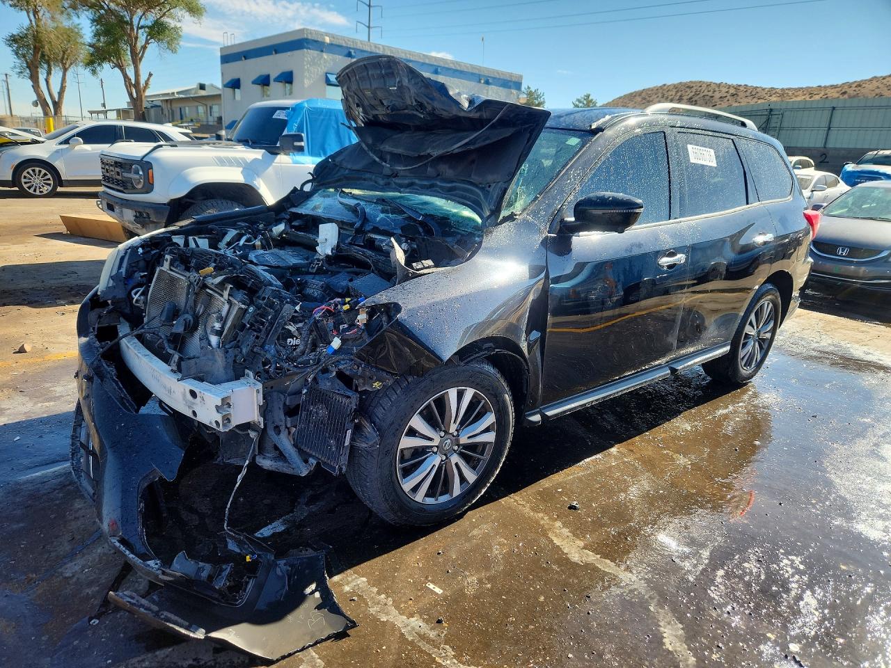 2019 NISSAN PATHFINDER SL | 5N1DR2MM1KC600457 | UPCARS