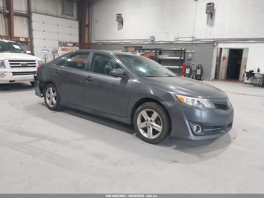 2014 TOYOTA CAMRY SE | 4T1BF1FKXEU394978 | UPCARS