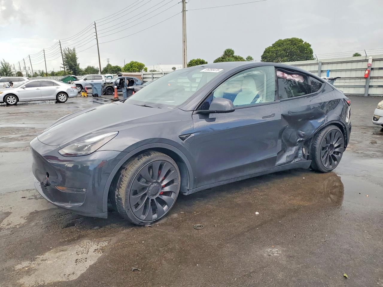2024 TESLA MODEL Y | 7SAYGDEF5RF027229 | UPCARS