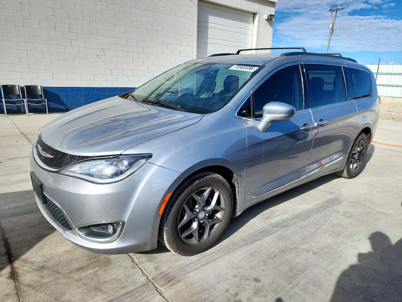 2017 CHRYSLER PACIFICA TOURING L | 2C4RC1BG3HR668388 | UPCARS
