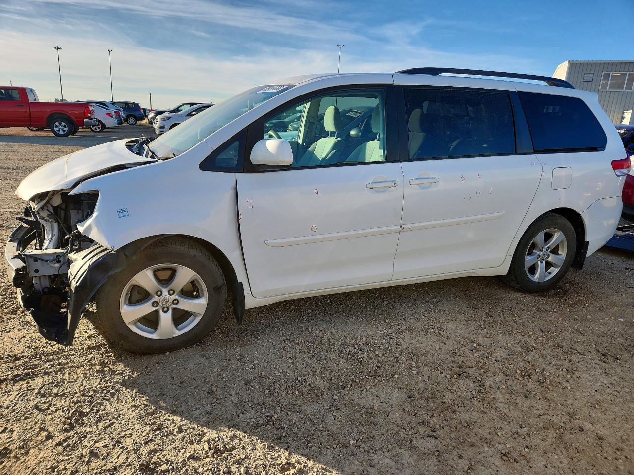 2013 TOYOTA SIENNA LE | 5TDKK3DC7DS317673 | UPCARS