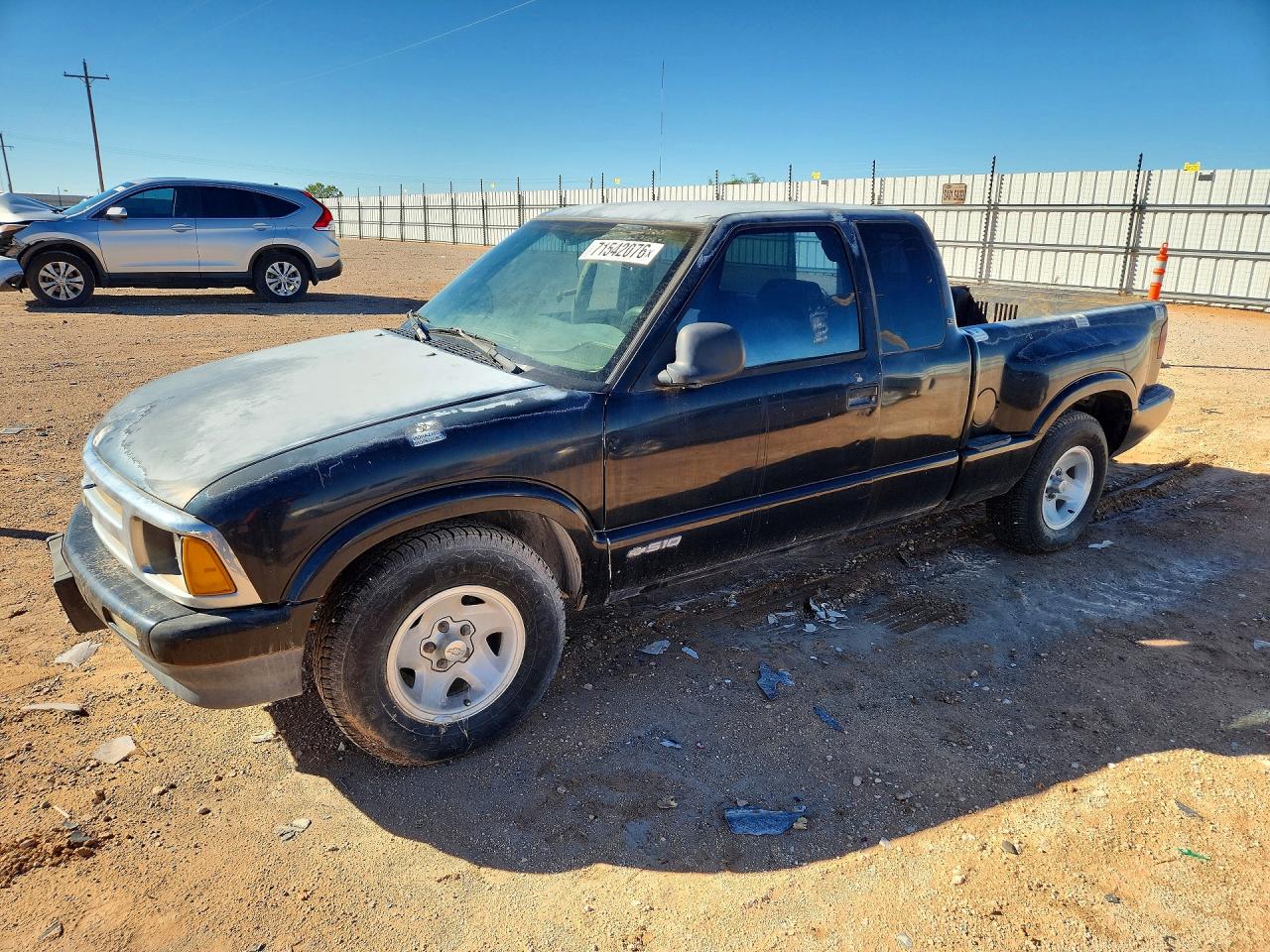 1997 CHEVROLET S10 | 1GCCS19X9V8137914 | UPCARS