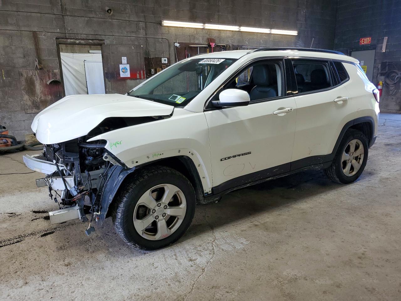 2019 JEEP COMPASS LATITUDE | 3C4NJDBB3KT847528 | UPCARS