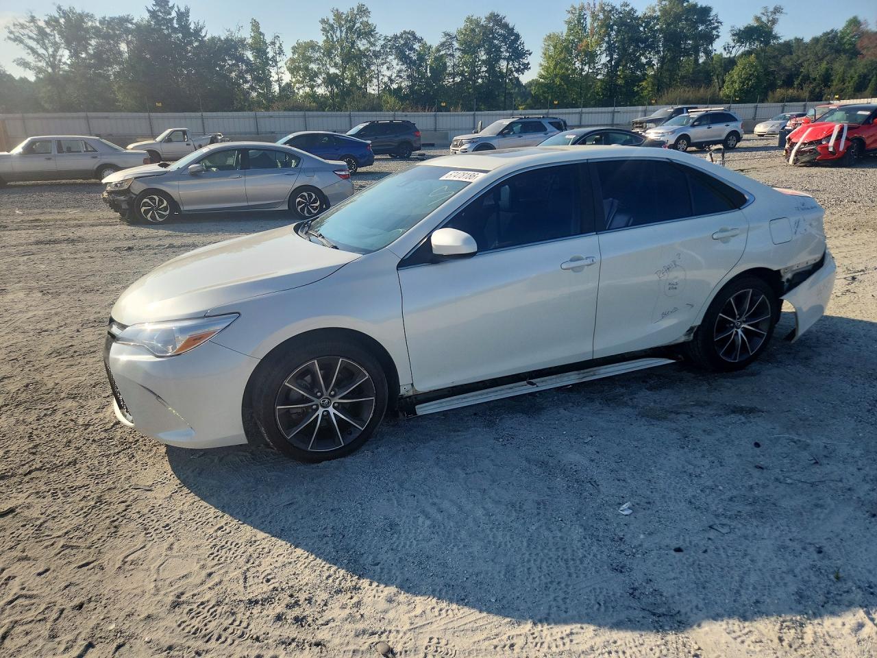 2015 TOYOTA CAMRY XSE | 4T1BF1FK1FU872531 | UPCARS
