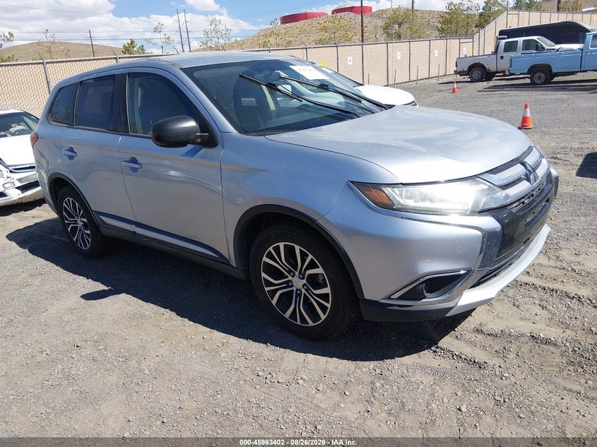 2017 MITSUBISHI OUTLANDER ES | JA4AZ2A37HZ070529 | UPCARS