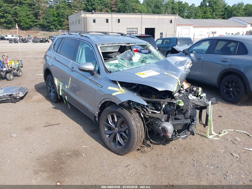2022 VOLKSWAGEN TIGUAN 2.0T SE | 3VV2B7AX3NM168681 | UPCARS