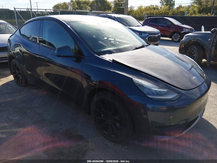 2021 TESLA MODEL Y LONG RANGE DUAL MOTOR ALL-WHEEL DRIVE | 5YJYGDEEXMF199690 | UPCARS