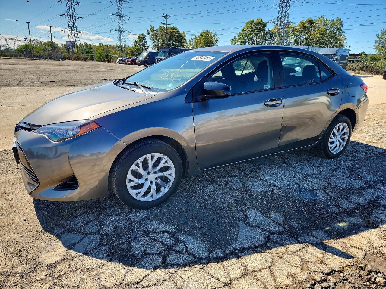 2018 TOYOTA COROLLA LE | 5YFBURHE9JP744575 | UPCARS