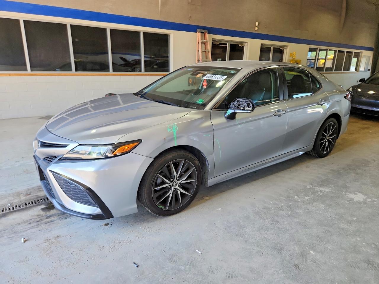 2022 TOYOTA CAMRY SE | 4T1G11AK8NU676001 | UPCARS