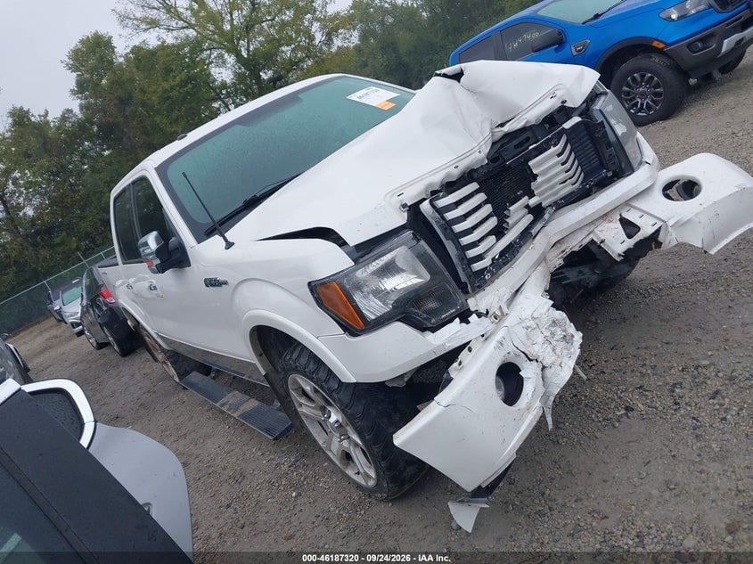 2011 FORD F-150 LARIAT LIMITED | 1FTFW1E62BFB01567 | UPCARS