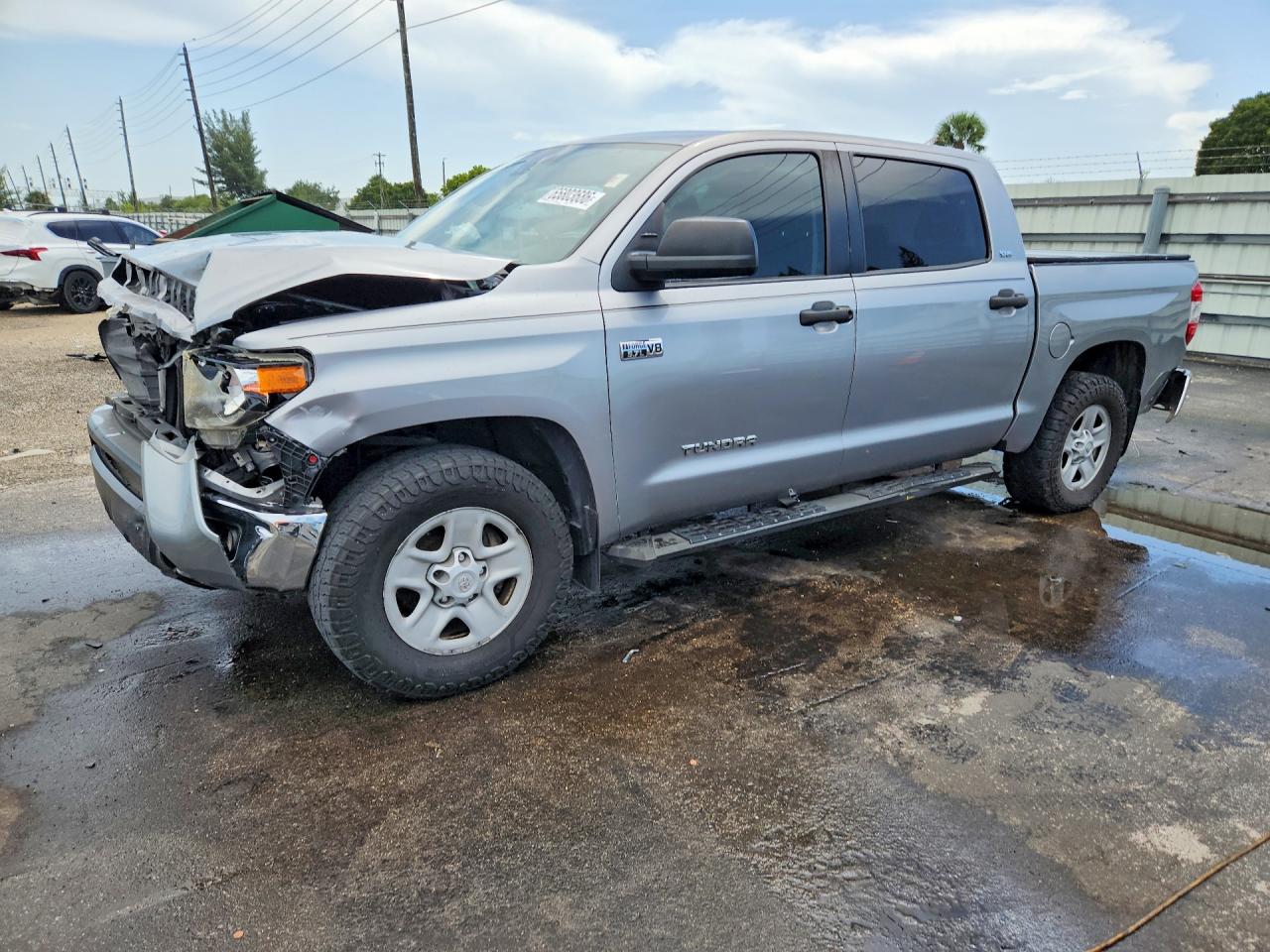 2020 TOYOTA TUNDRA CREWMAX SR5 | 5TFEY5F18LX259617 | UPCARS