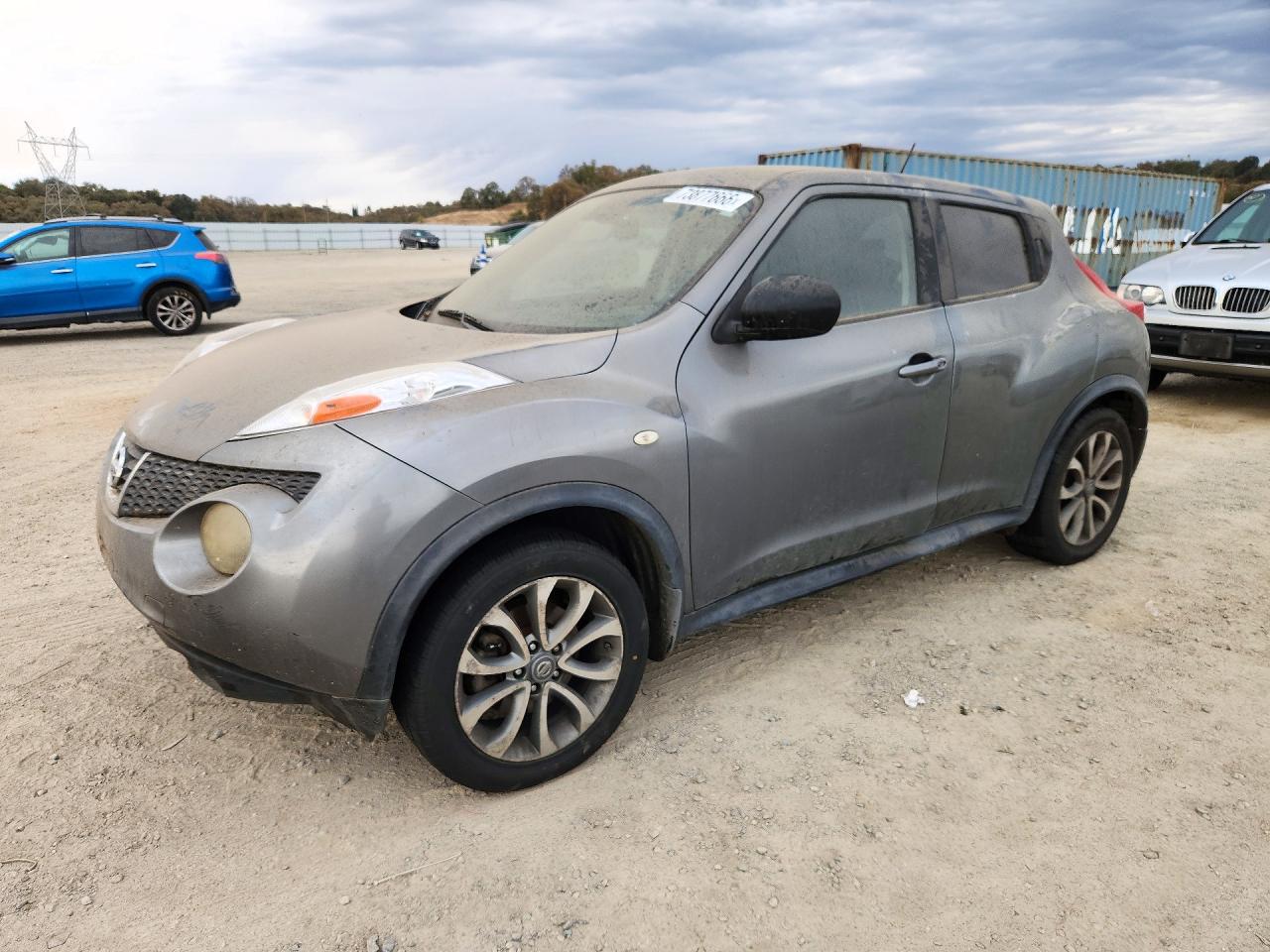 2011 NISSAN JUKE S | JN8AF5MV8BT016393 | UPCARS