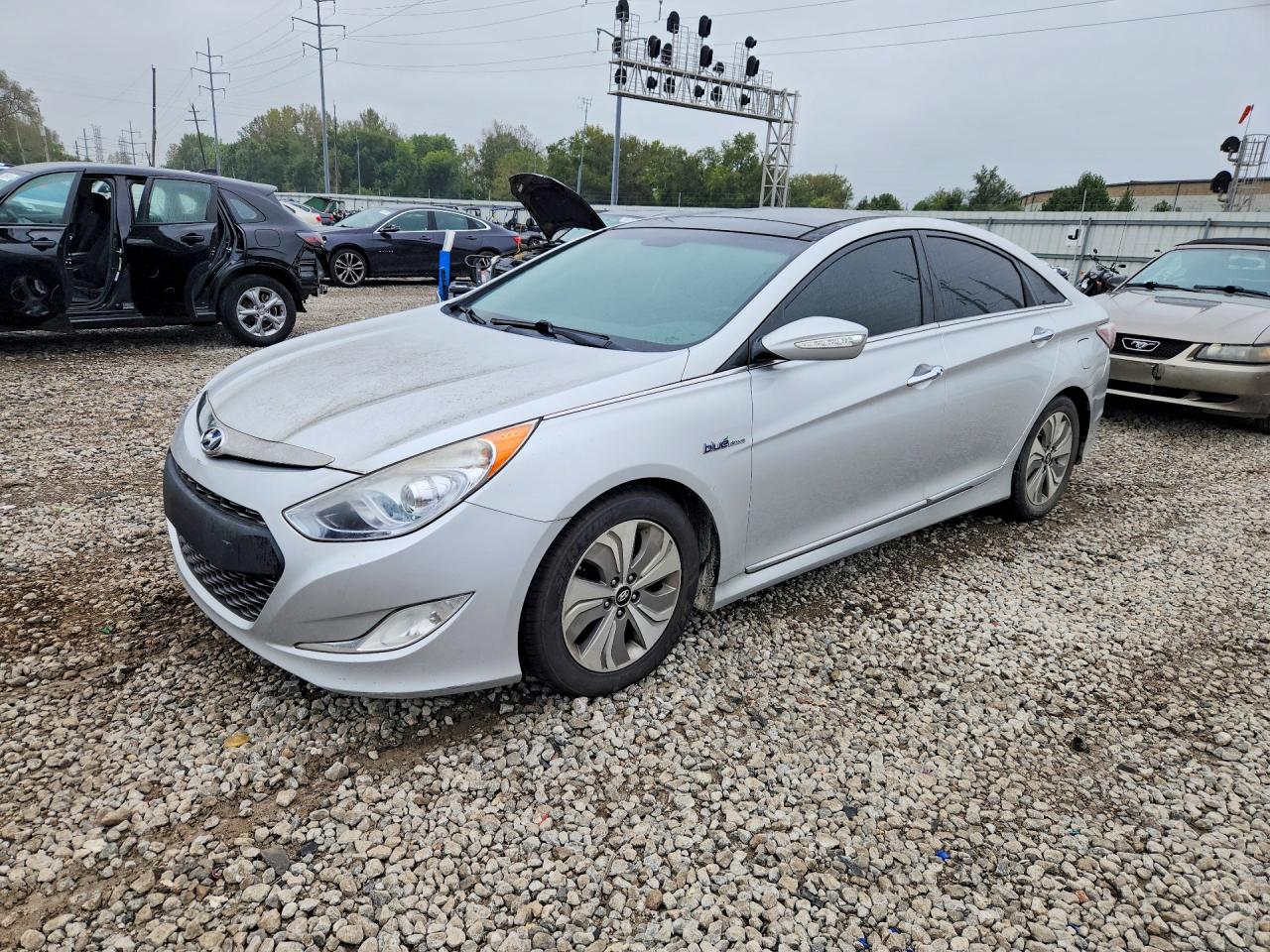 2014 HYUNDAI SONATA HYBRID | KMHEC4A49EA113044 | UPCARS