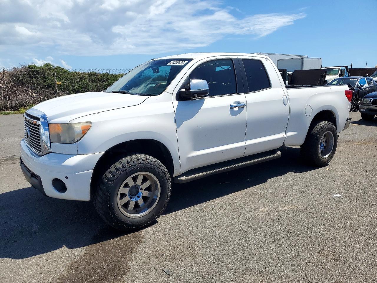 2013 TOYOTA TUNDRA DOUBLE CAB LIMITED | 5TFBY5F17DX315485 | UPCARS