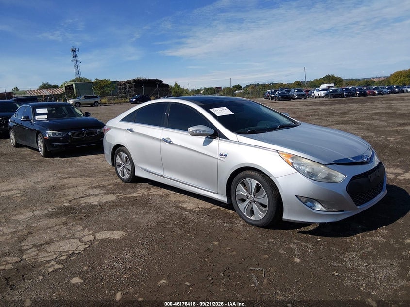2014 HYUNDAI SONATA HYBRID LIMITED | KMHEC4A44EA110553 | UPCARS