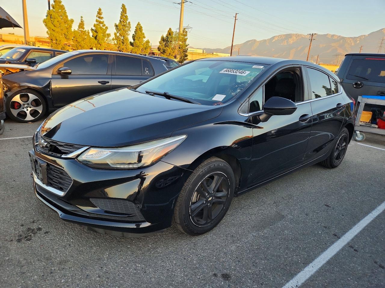 2017 CHEVROLET CRUZE LT | 3G1BE6SM2HS515432 | UPCARS