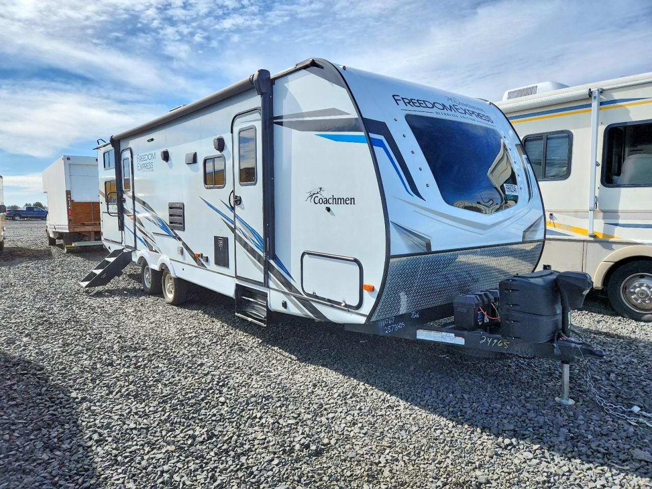 2022 COACHMEN FREEDOM EX | 5ZT2FEUB2NW024965 | UPCARS