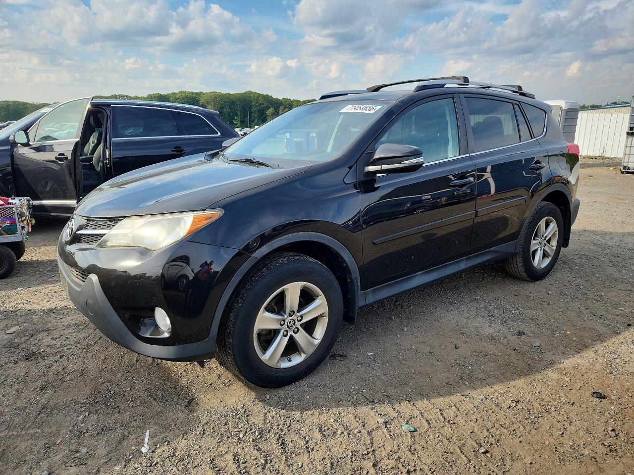 2015 TOYOTA RAV4 XLE | 2T3RFREV0FW399365 | UPCARS