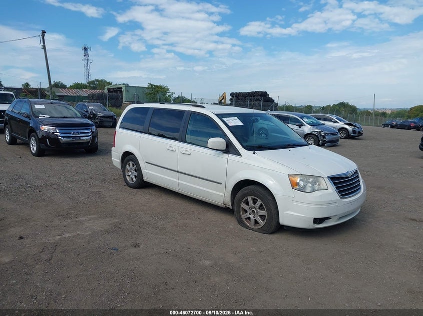 2010 CHRYSLER TOWN & COUNTRY TOURING | 2A4RR5D14AR288877 | UPCARS