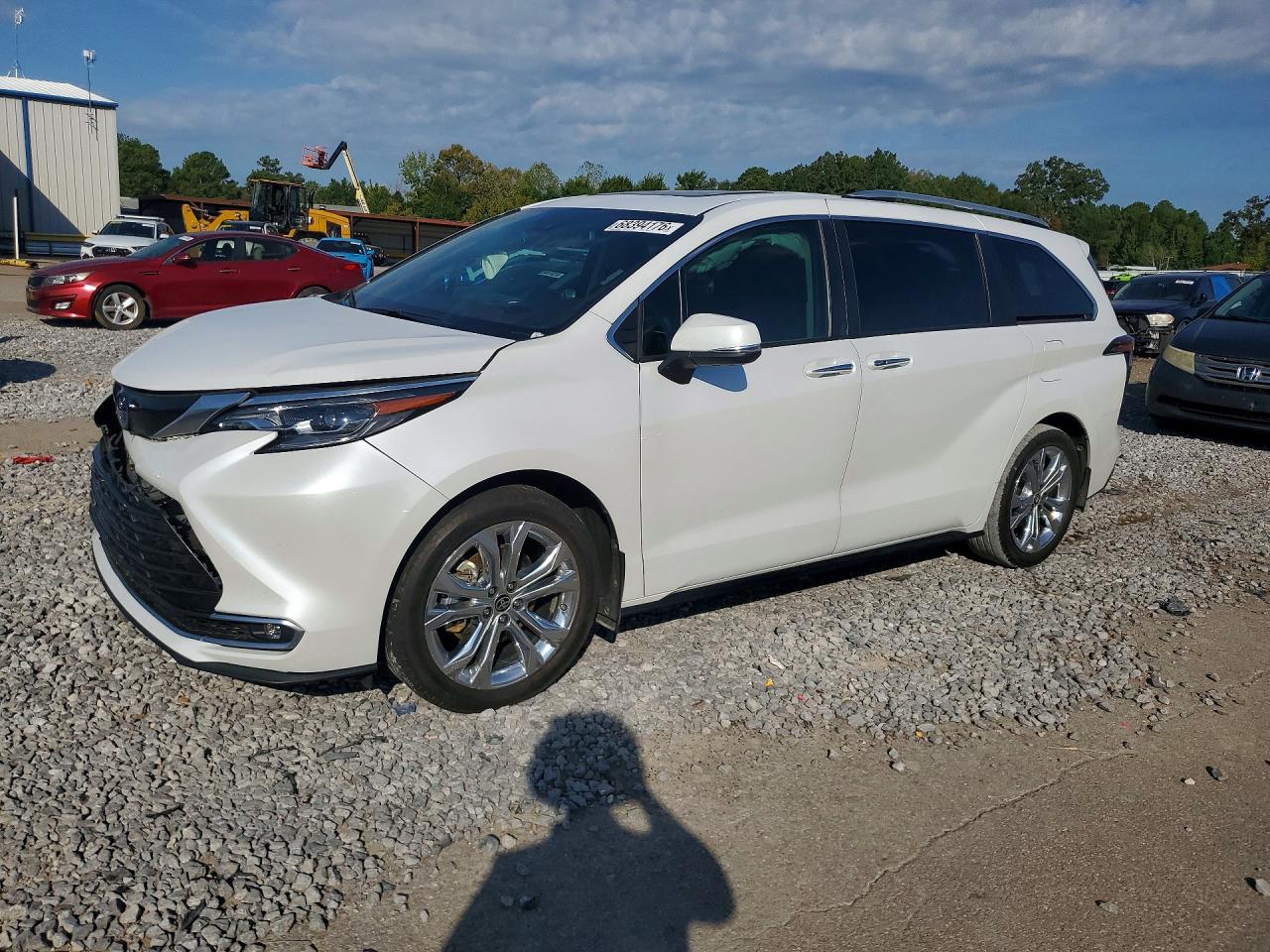 2024 TOYOTA SIENNA PLATINUM 7-PASSENGER | 5TDERKECXRS214188 | UPCARS