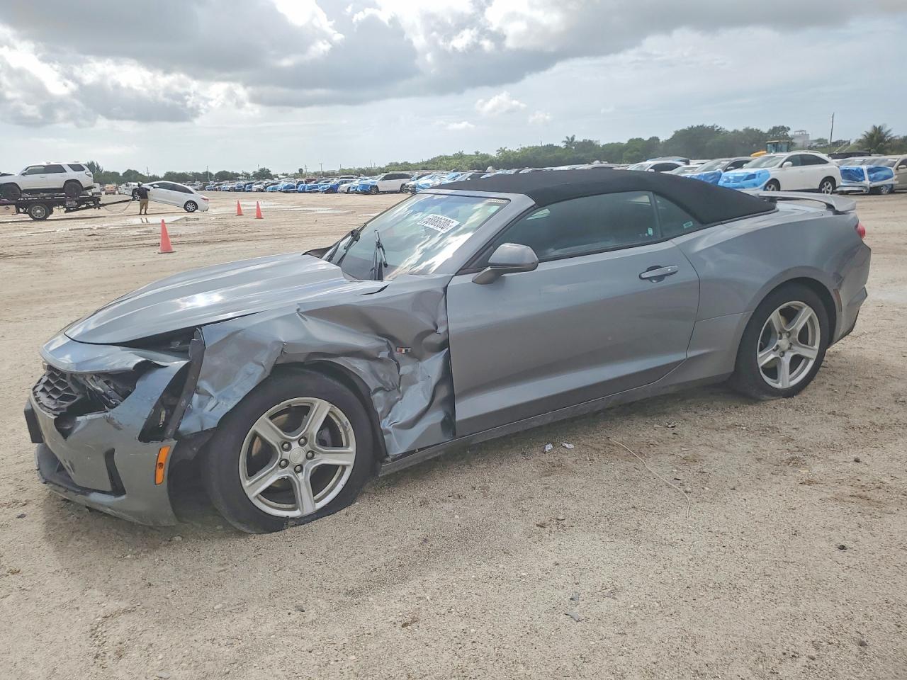 2020 CHEVROLET CAMARO LS/LT | 1G1FB3DX2L0105763 | UPCARS