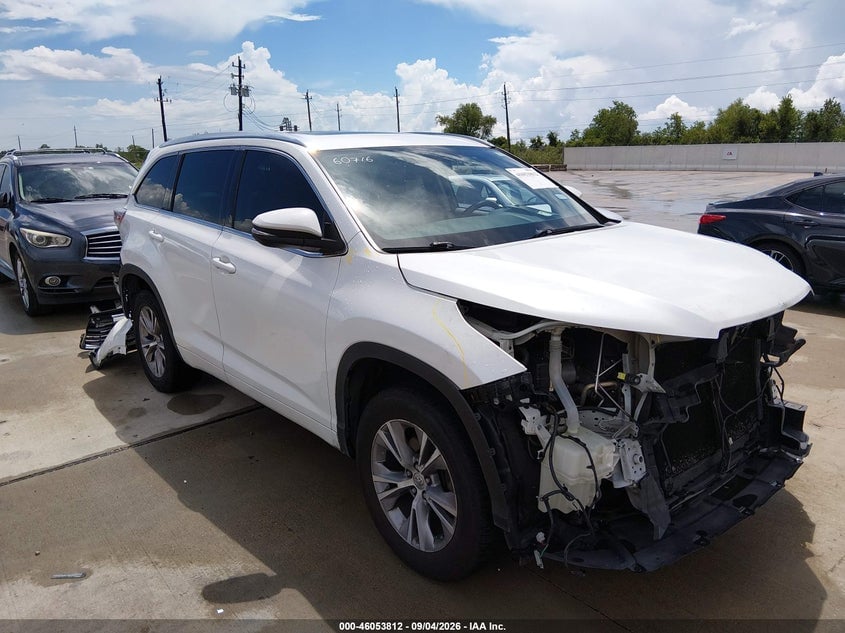 2015 TOYOTA HIGHLANDER XLE V6 | 5TDKKRFH2FS073283 | UPCARS