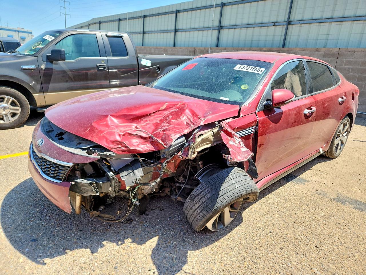 2019 KIA OPTIMA S | 5XXGT4L35KG315705 | UPCARS