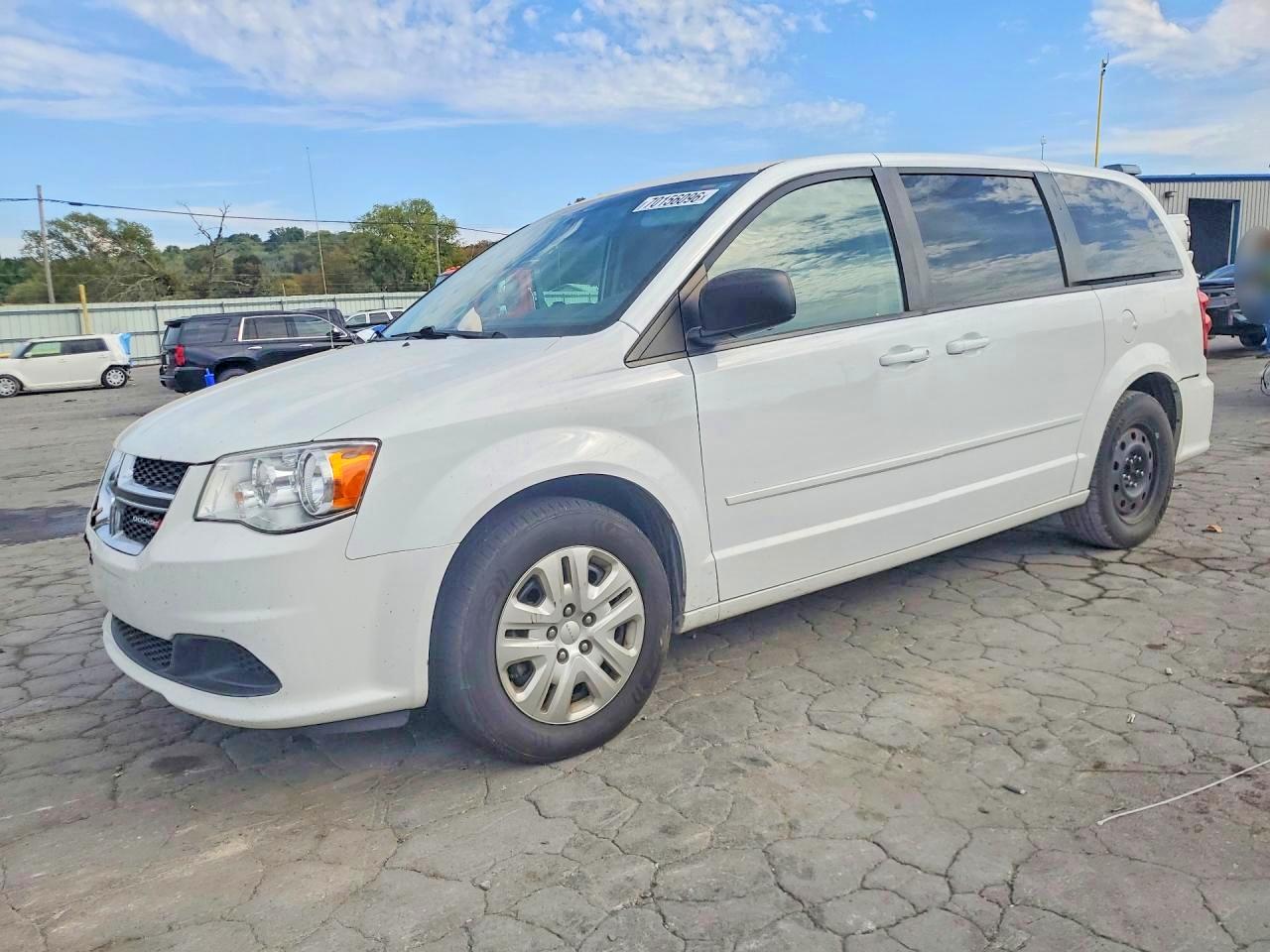 2017 DODGE CARAVAN SE | 2C4RDGBG0HR866880 | UPCARS