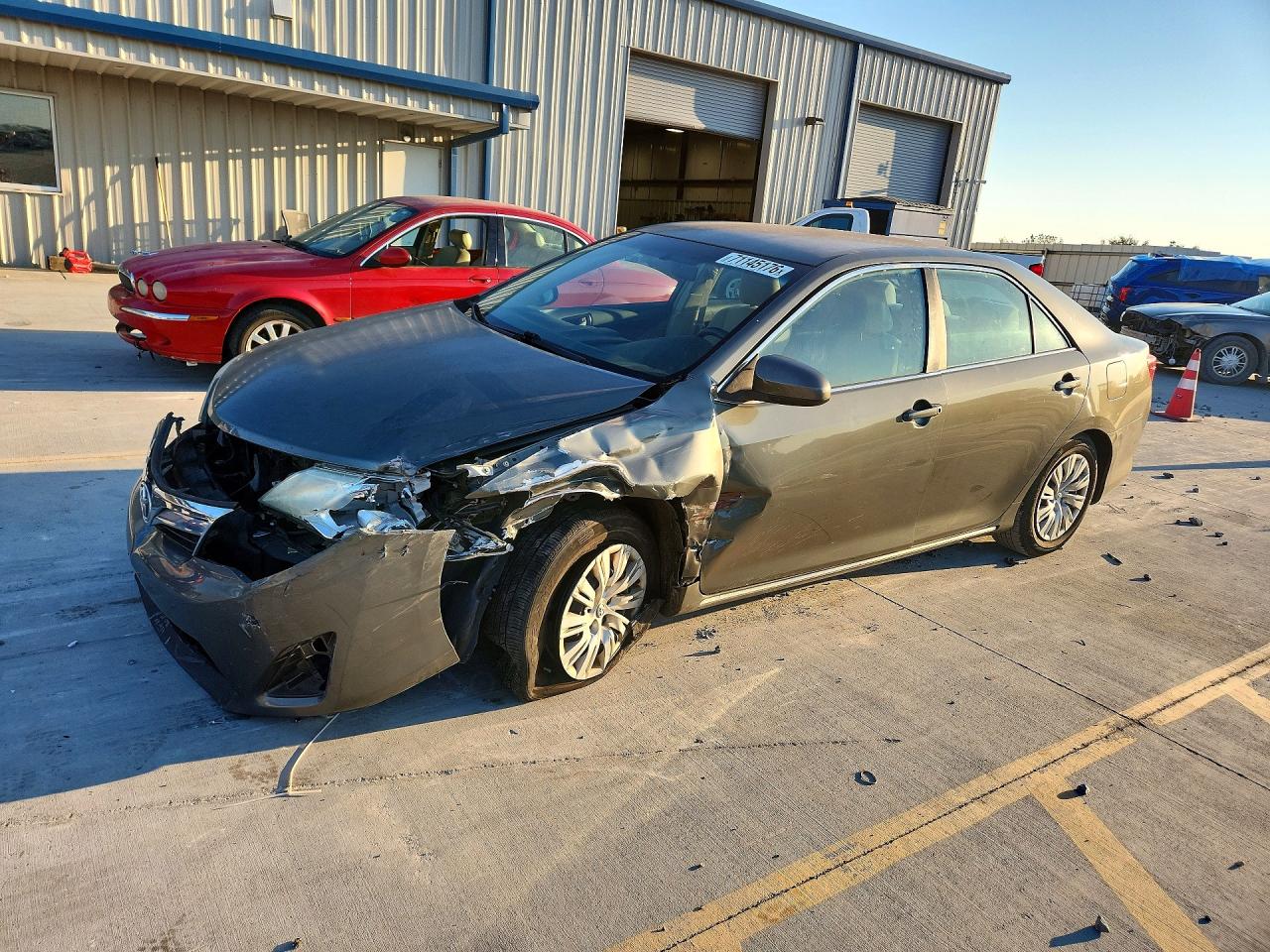 2014 TOYOTA CAMRY LE | 4T4BF1FK1ER391859 | UPCARS