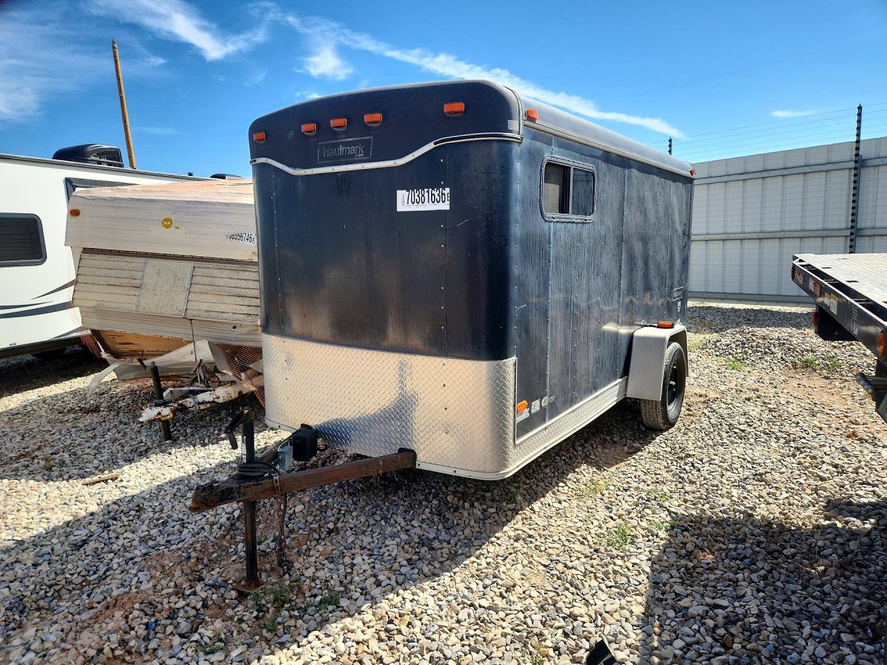 2001 HAULMARK UNKNOWN ENCLOSED CARGO TRAILER | 16HCB12131U025334 | UPCARS