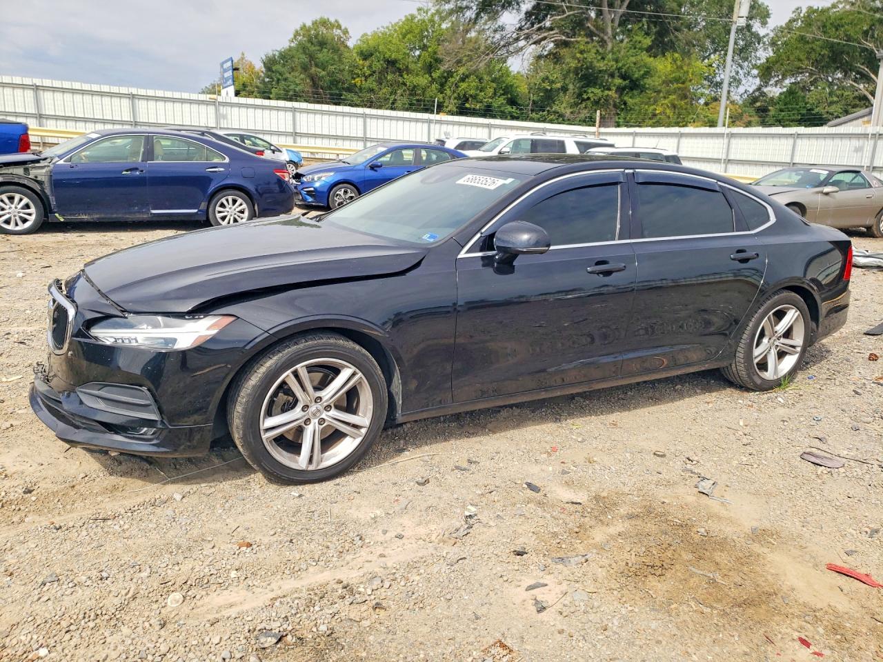 2018 VOLVO S90 T5 MOMENTUM | LVY982AK5JP036747 | UPCARS