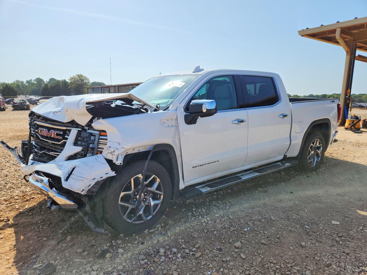 2022 GMC SIERRA K1500 SLT | 3GTUUDED9NG652319 | UPCARS