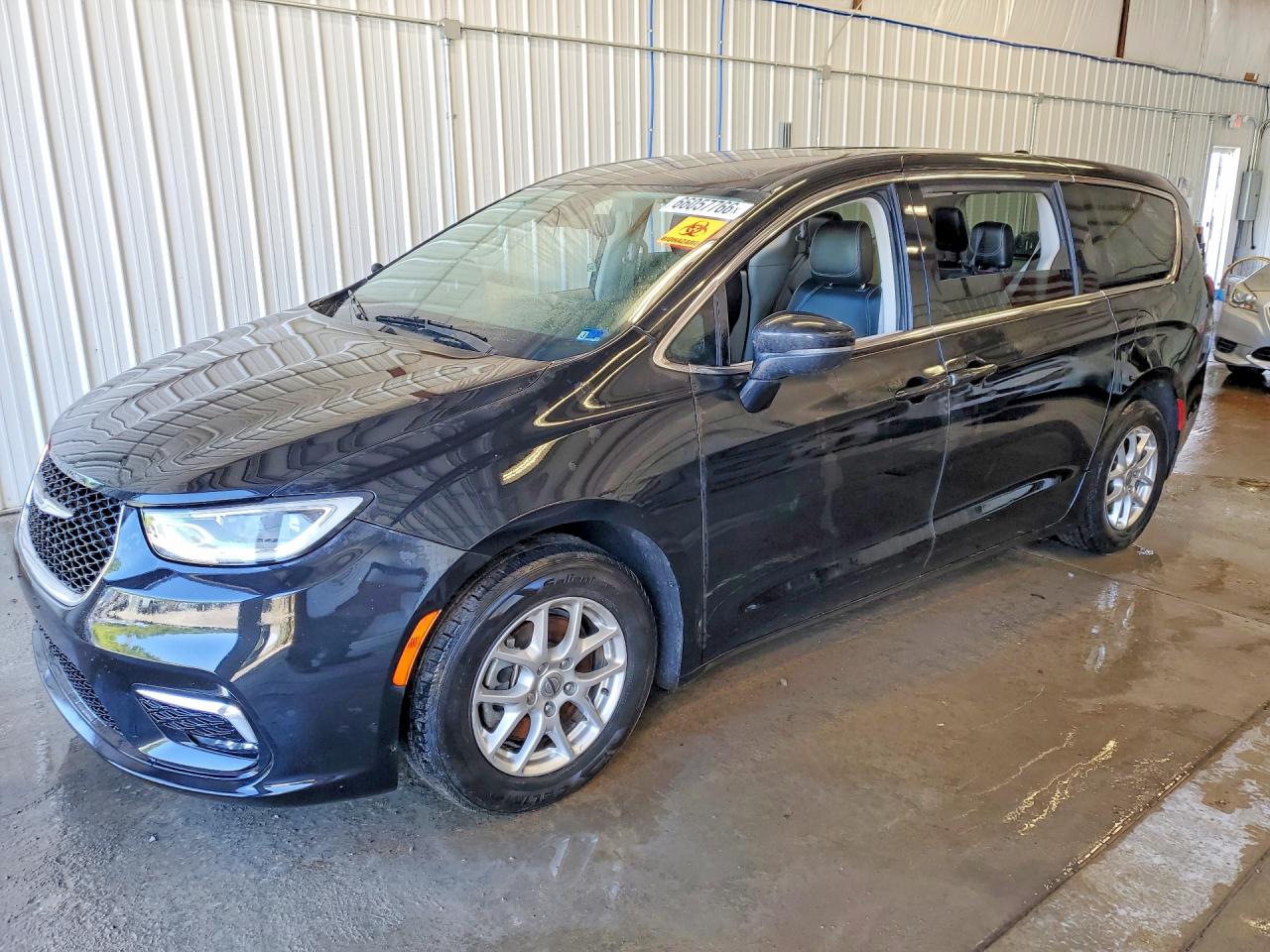 2023 CHRYSLER PACIFICA TOURING L | 2C4RC1BG4PR560313 | UPCARS