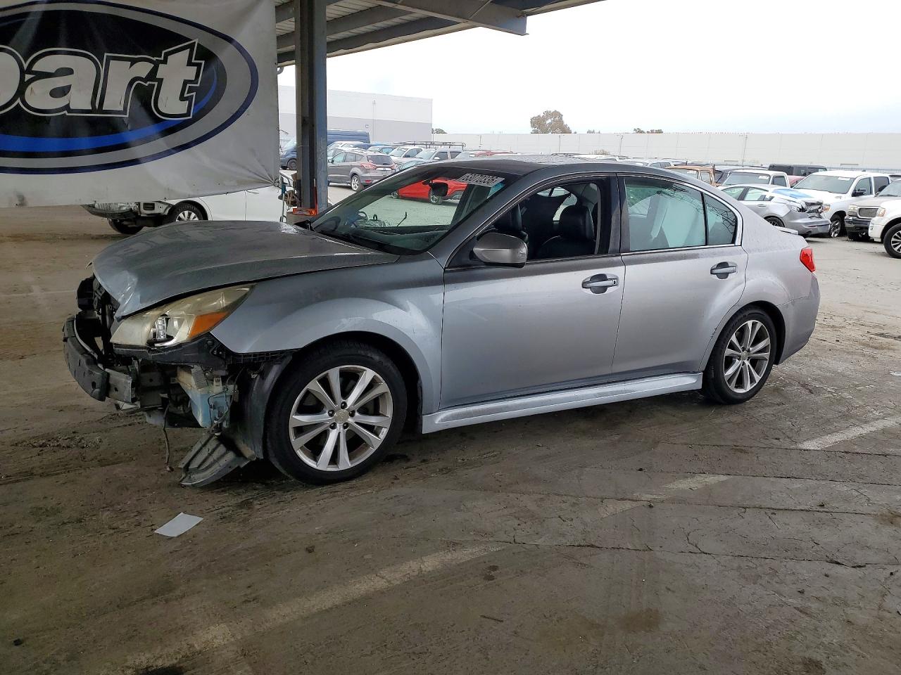 2013 SUBARU LEGACY 3.6R LIMITED | 4S3BMDL64D2036417 | UPCARS
