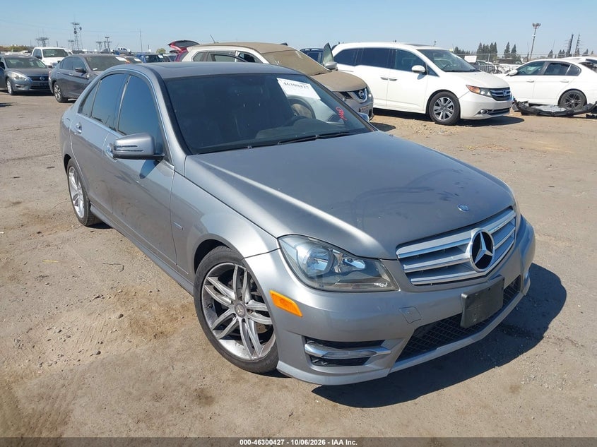 2012 MERCEDES-BENZ C 250 LUXURY/SPORT | WDDGF4HB7CA644738 | UPCARS