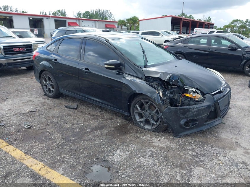 2014 FORD FOCU SE | 1FADP3F25EL371139 | UPCARS
