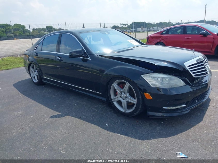 2013 MERCEDES-BENZ S 550 | WDDNG7DB4DA506846 | UPCARS