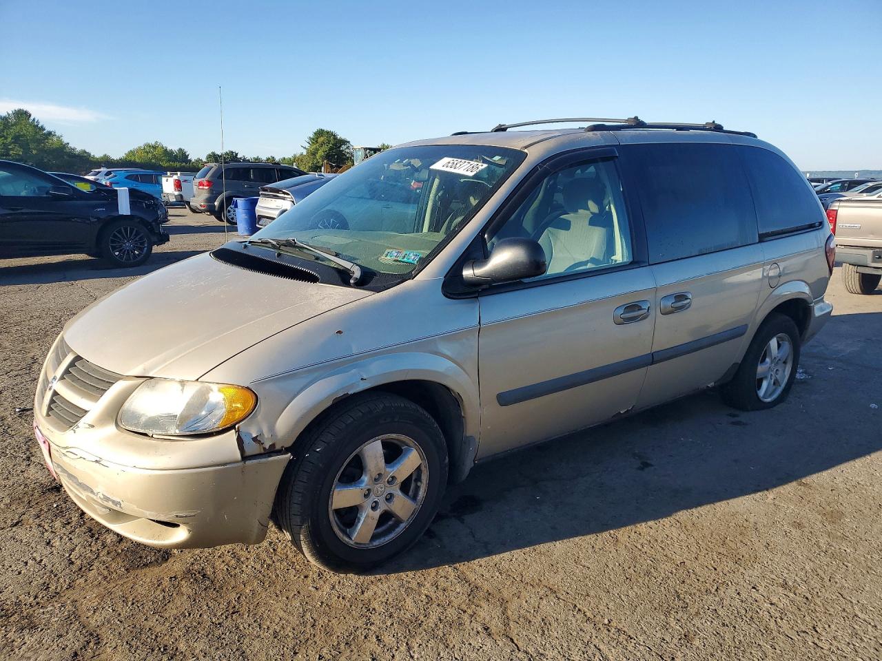 2005 DODGE CARAVAN SXT | 1D4GP45R65B135023 | UPCARS
