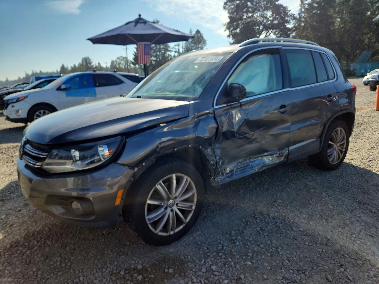 2012 VOLKSWAGEN TIGUAN S | WVGBV7AX7CW087486 | UPCARS