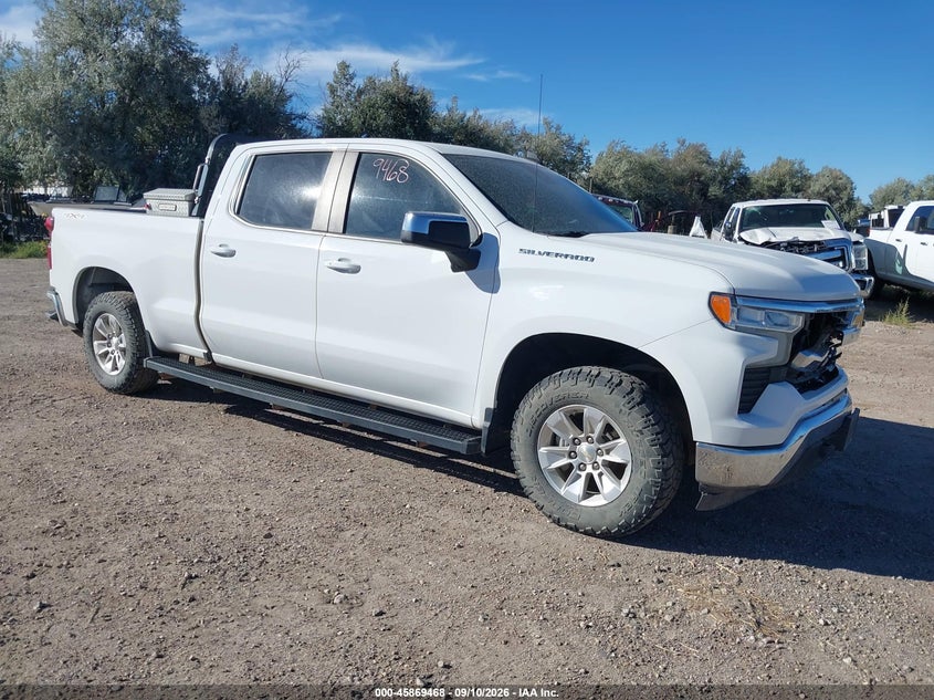 2022 CHEVROLET SILVERADO 1500 4WD  STANDARD BED LT | 1GCUDDED1NZ502009 | UPCARS
